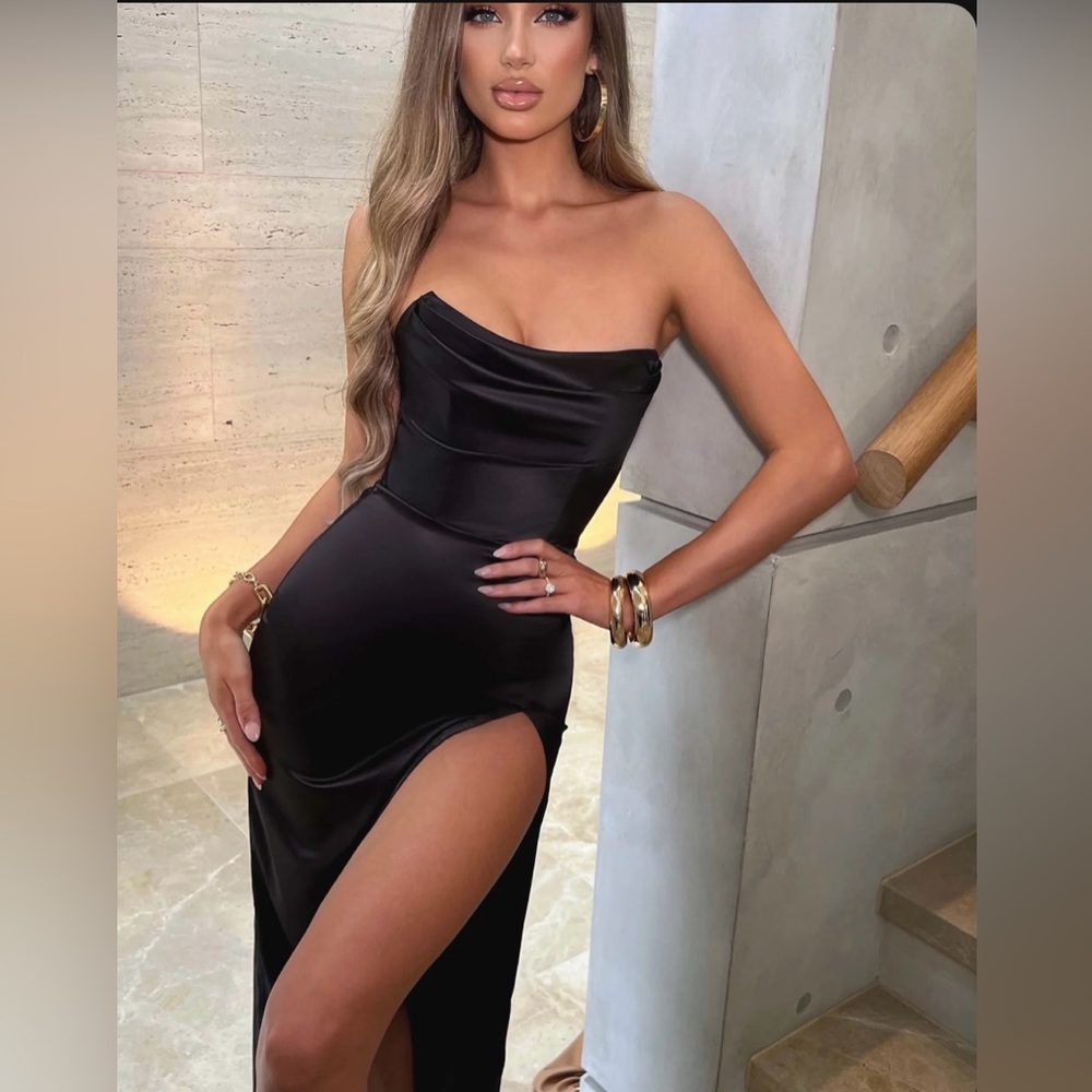 Black Strapless gown.